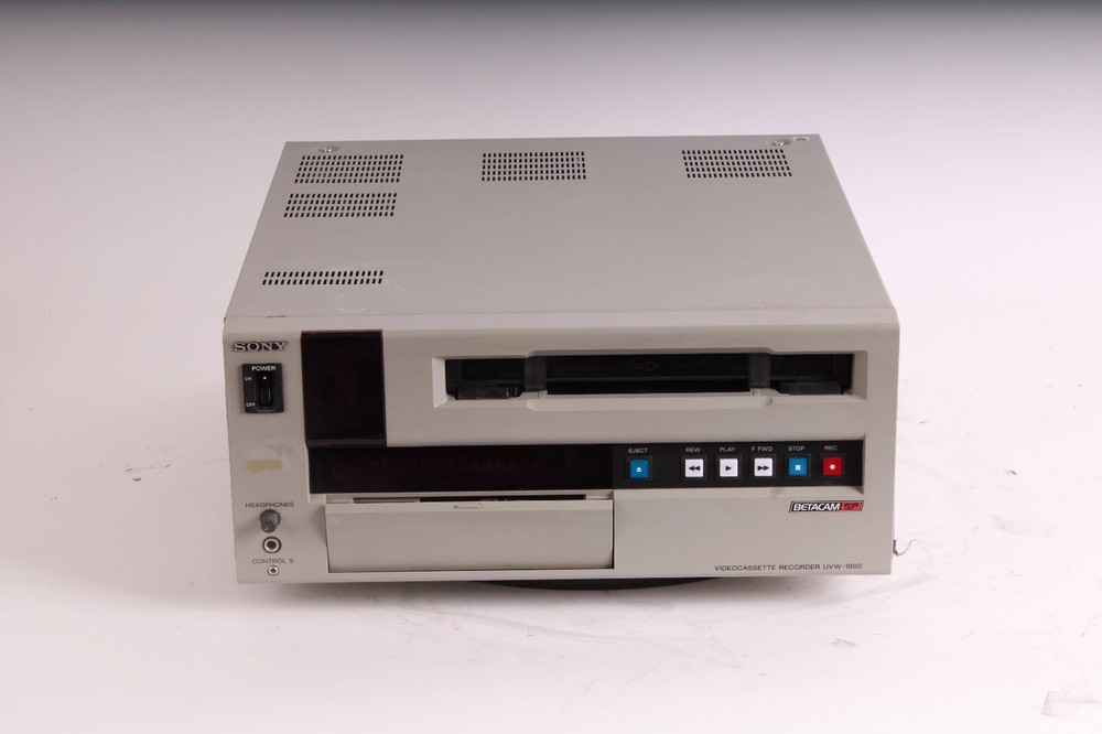 Sony Beta Cam SP Editing System Converts Analog Video into Digital Computer File