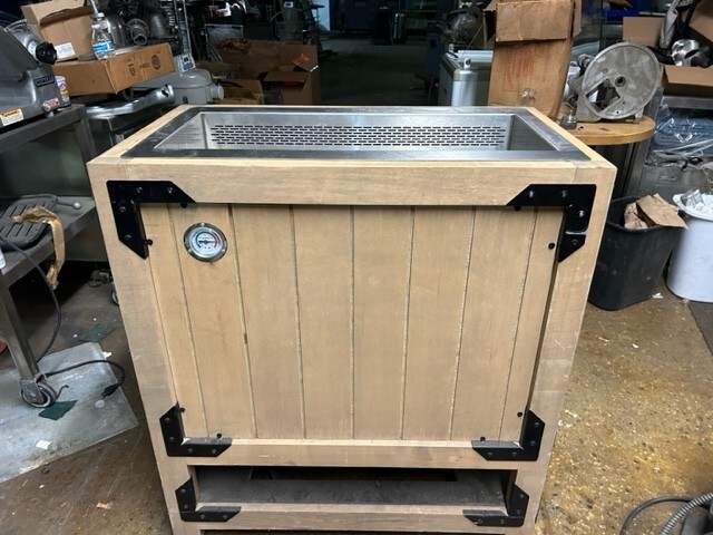 Southern Casearts (SAR-MC-2.8') Rolling refrigerated display