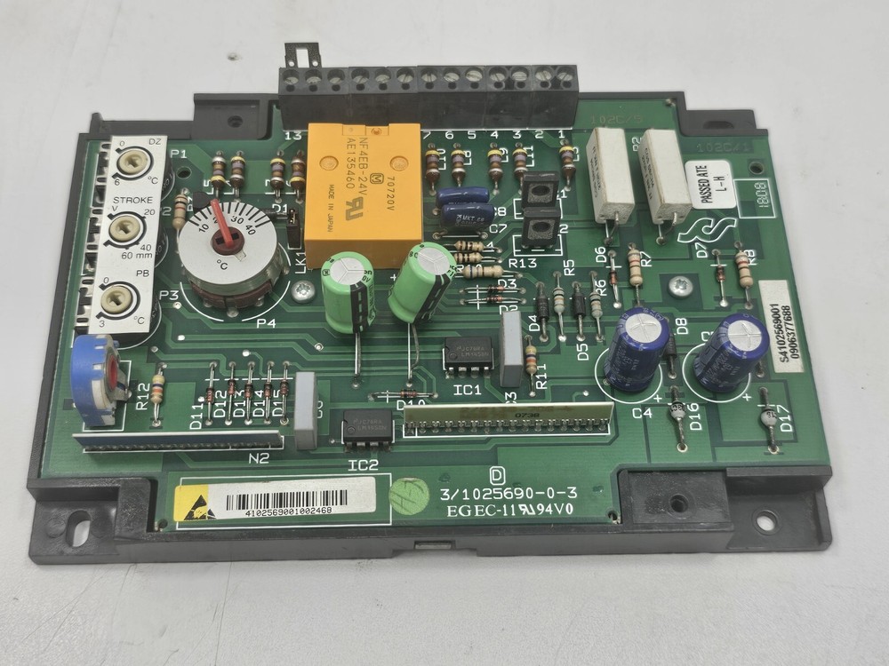 CZU4201 SATCHWELL ELECTRIC TEMPERATURE CONTROLLER 24V