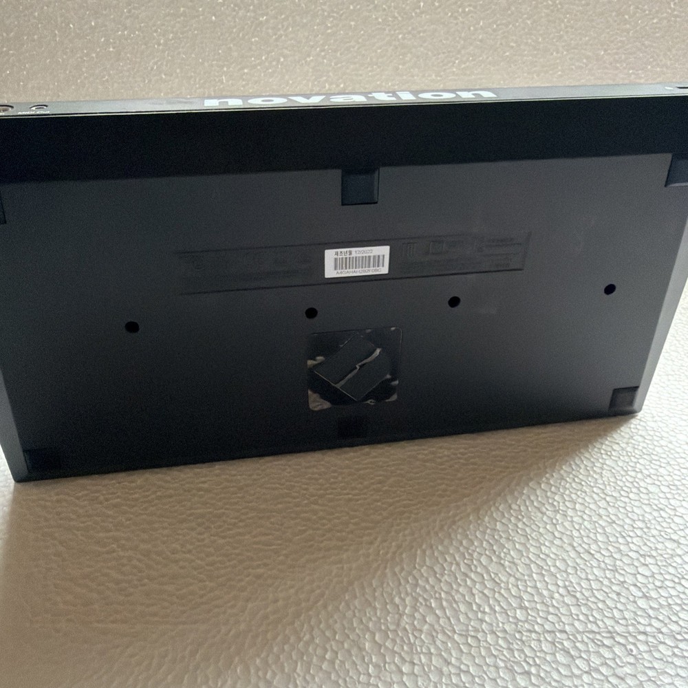 Novation Launchkey Mini Mk3 25 Mini-key Midi Keyboard Controller