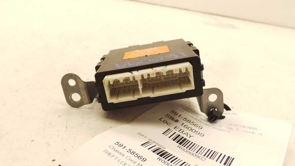 99-00 TOYOTA SIENNA THEFT-LOCKING SECURITY CONTROL MODULE ECM ASSEMBLY