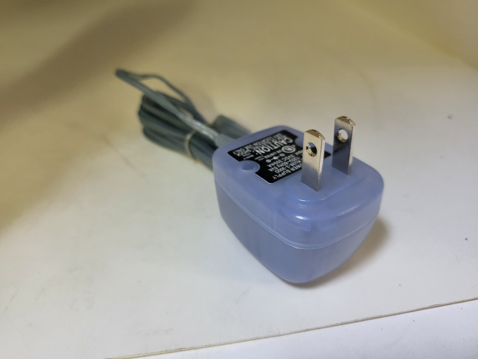 Ice Blue AC Power Adapter DC 3V 300 mA for Game boy Pocket & Gameboy Color #39S