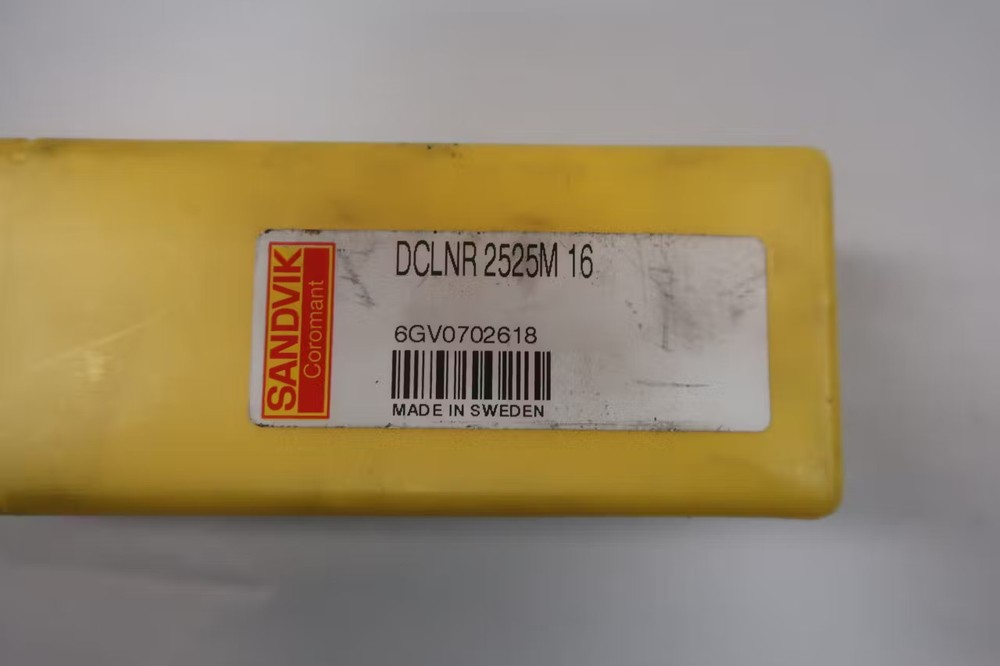 Sandvik DCLNR 2525M 16 Coromant Tool Holder