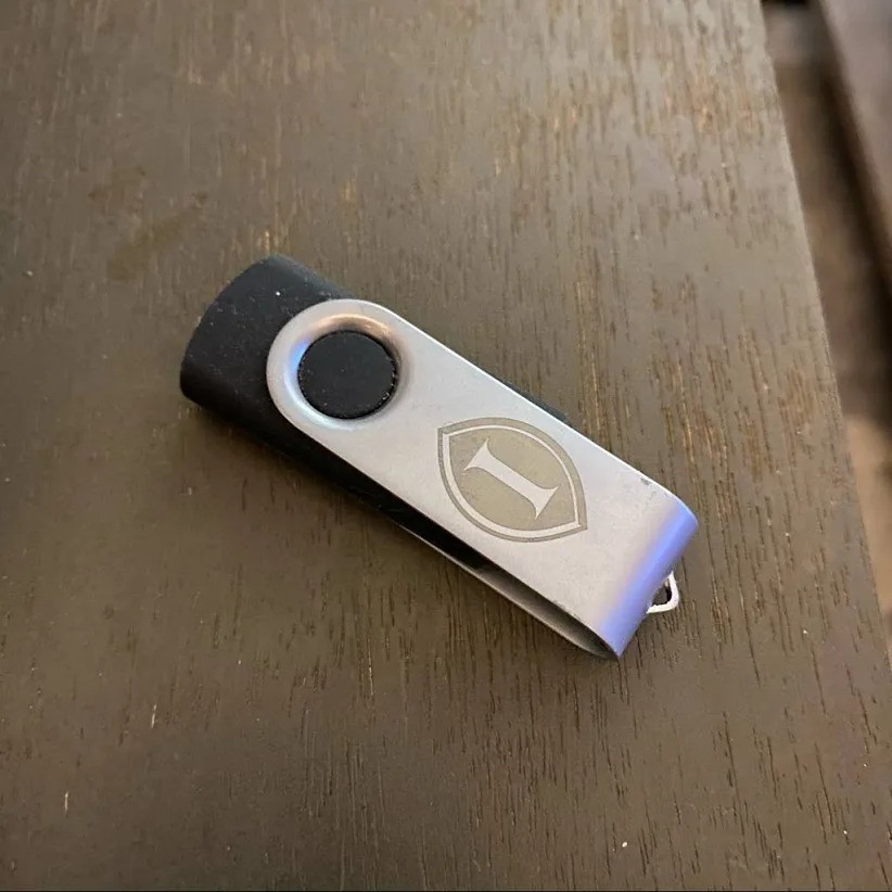 Master Boot USB Flash/Change Apple Serial number