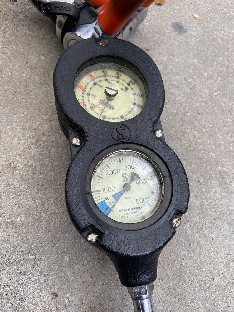 VINTAGE SCUBAPRO REGULATOR - Untested