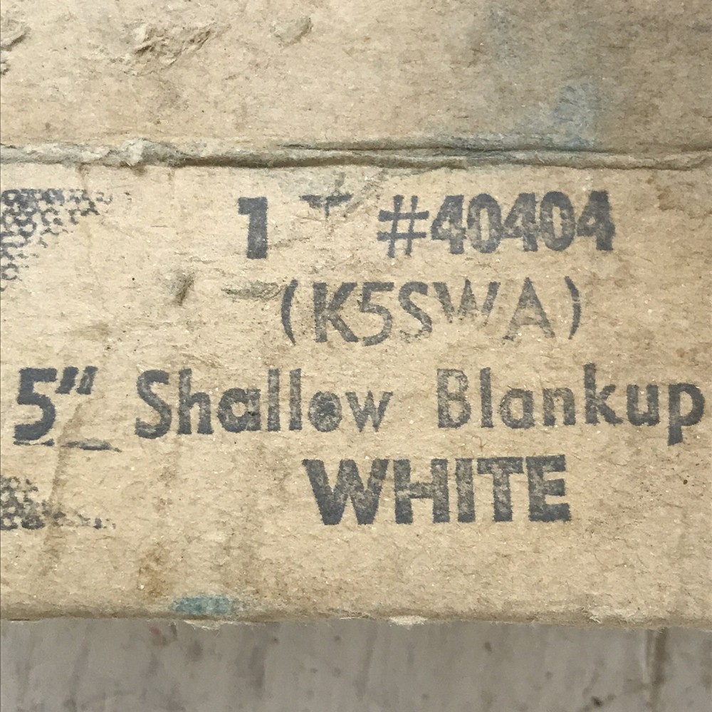 NOS 5" Shallow Ceiling Blankup Kit, White # 40404 ( K5SWA )