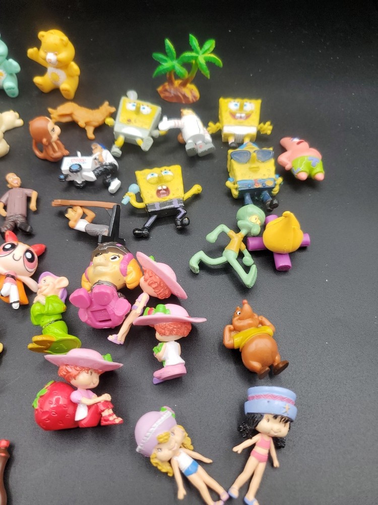 Cake Topper Figures Set