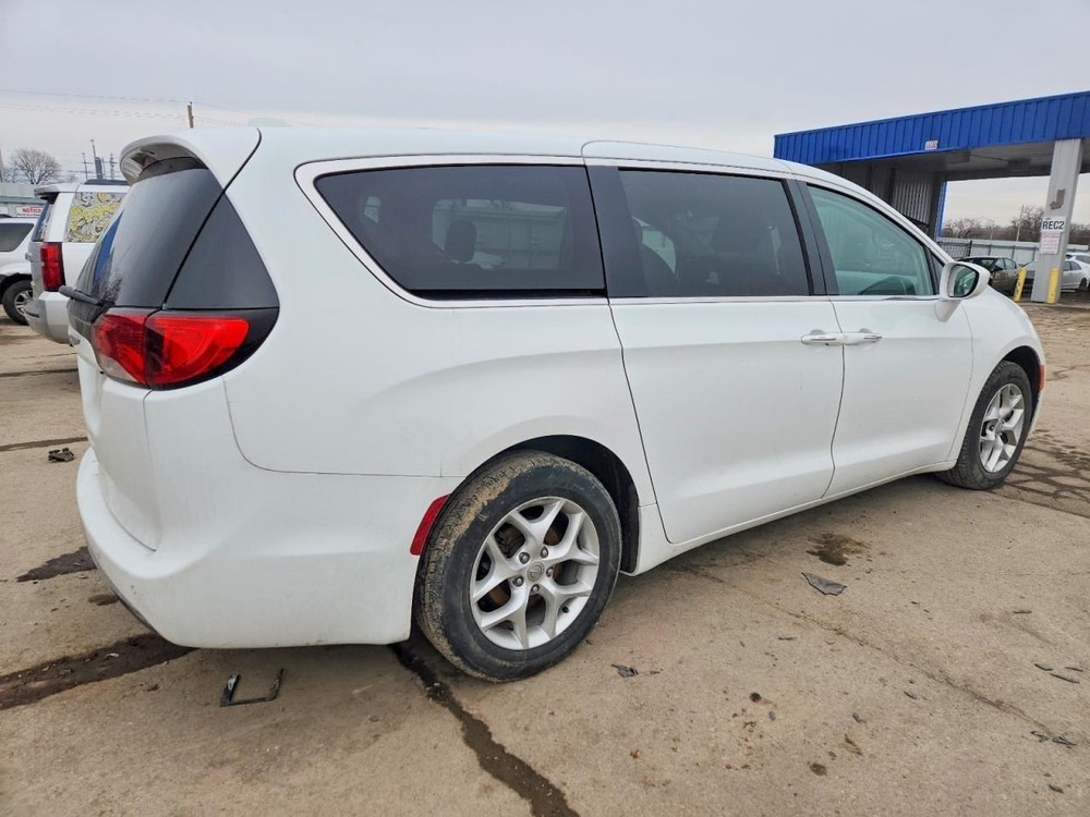 PACIFICA 2018 Fuse Box Cabin 806920