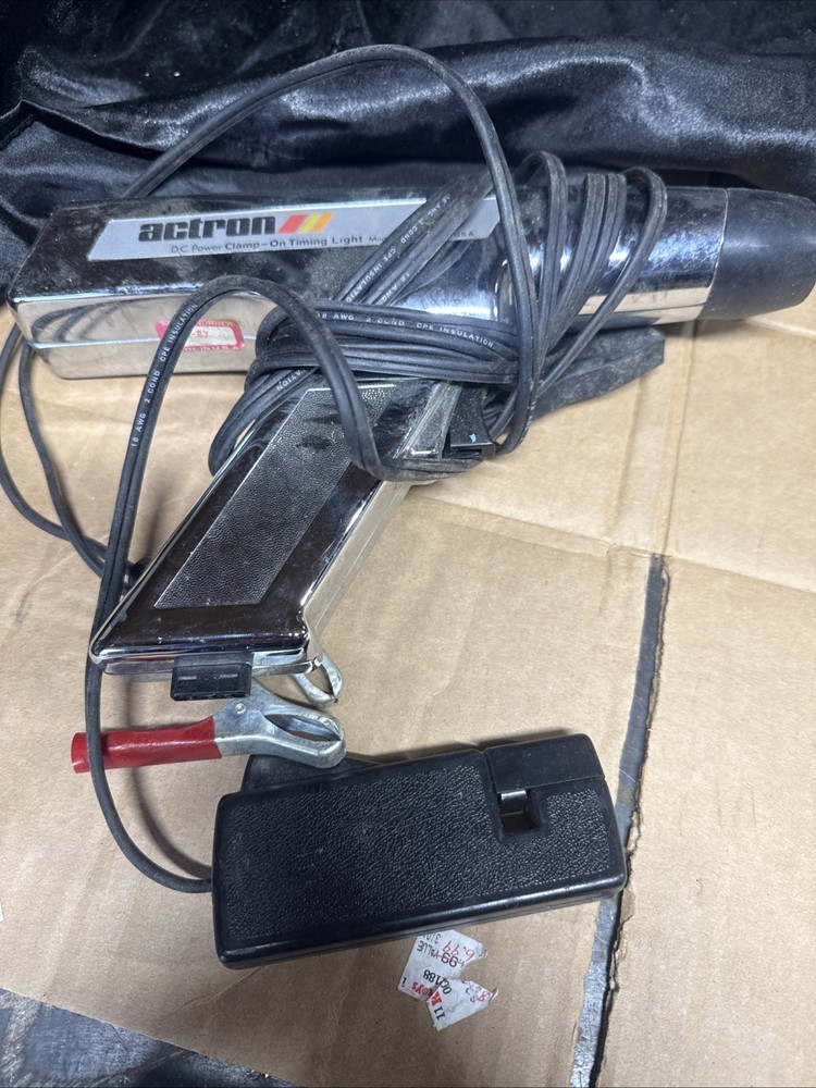 Actron L-204 Vintage Chrome Inductive DC Power Clamp On Timing Light Untested