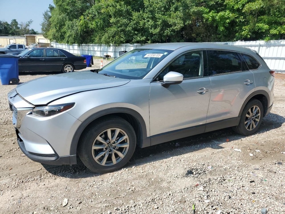 CX-9      2018 Glove Box 4792792