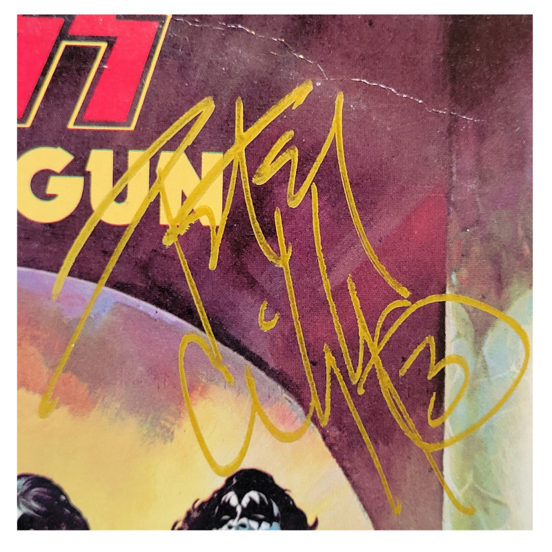 Kiss signed lp Love Gun by 4 musicians