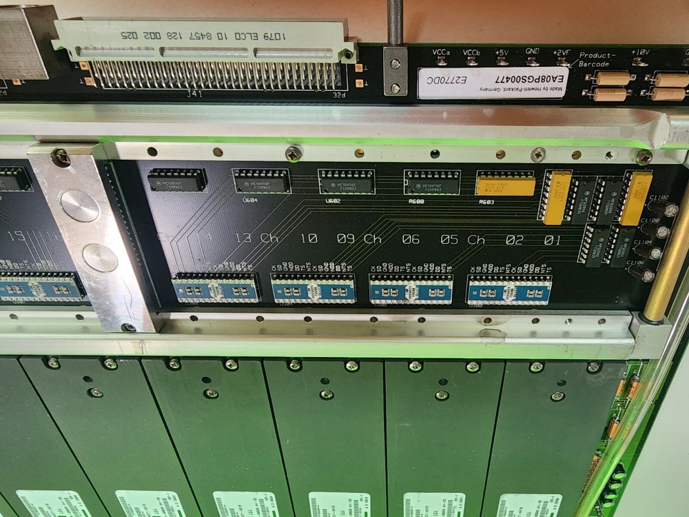 HP/ Agilent 83000 E2770-66501P PCB Board- With 8each - 8mb Modules E2778- 86502
