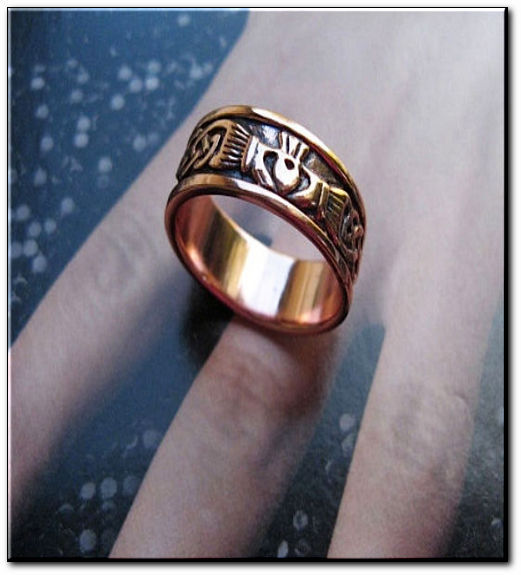 Solid Copper Celtic Claddagh Band Ring #CR1969 - Available in sizes 5 to 14.