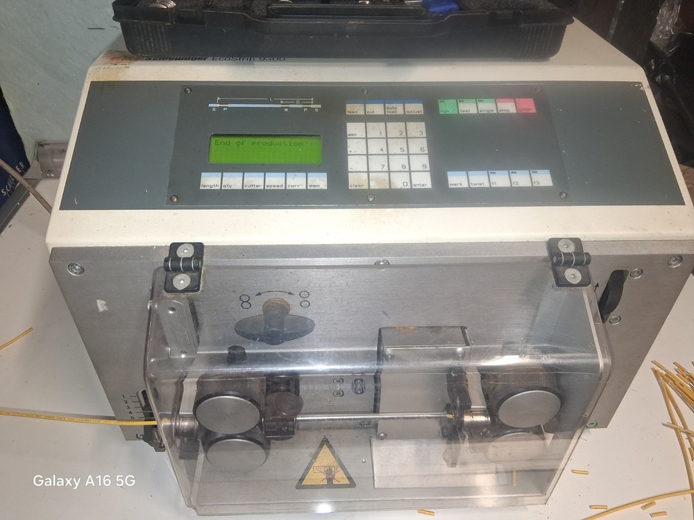 SCHLEUNIGER EcoStrip 9300 Model ES 9300 Automatic Wire Stripping Machine