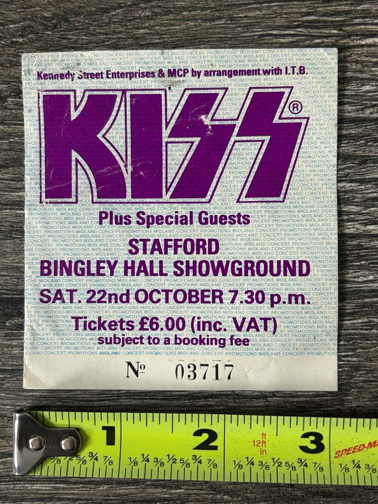KISS TICKET STUB Lick It Up Concert Tour Bingley Stafford UK 1983 Vintage Kiss