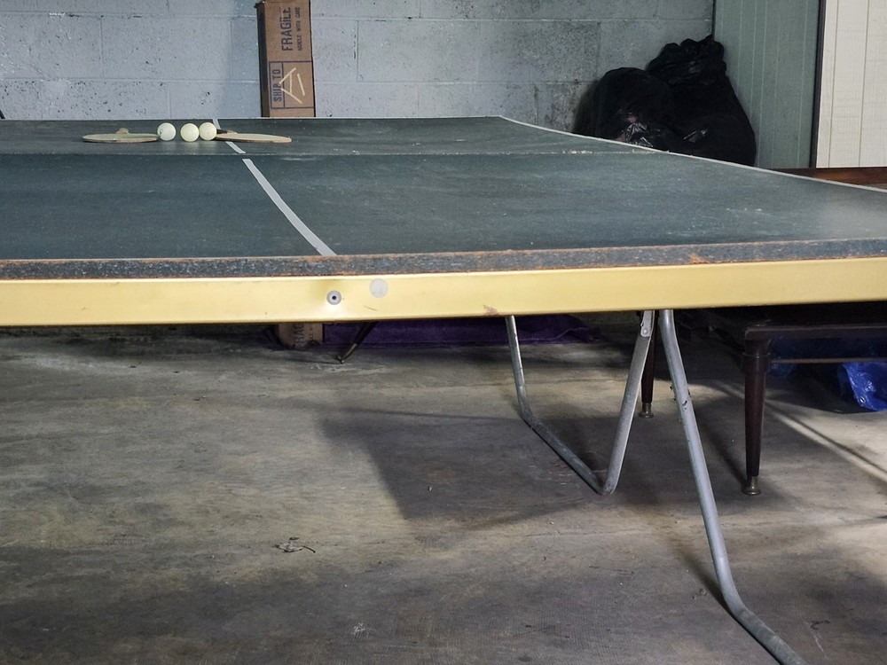 Ping Pong Table 9ft