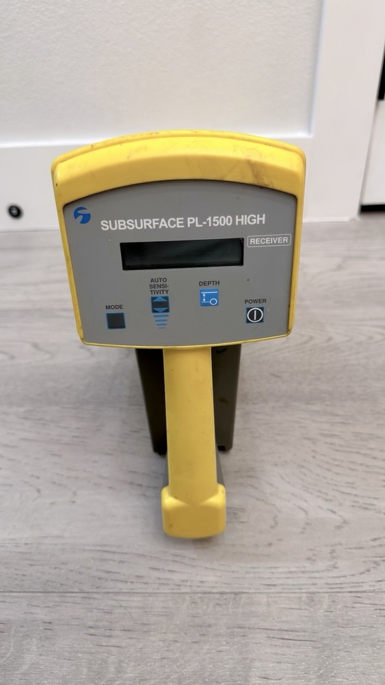 SubSurface Instruments PL-1500 Pipe and Cable Locator with Case