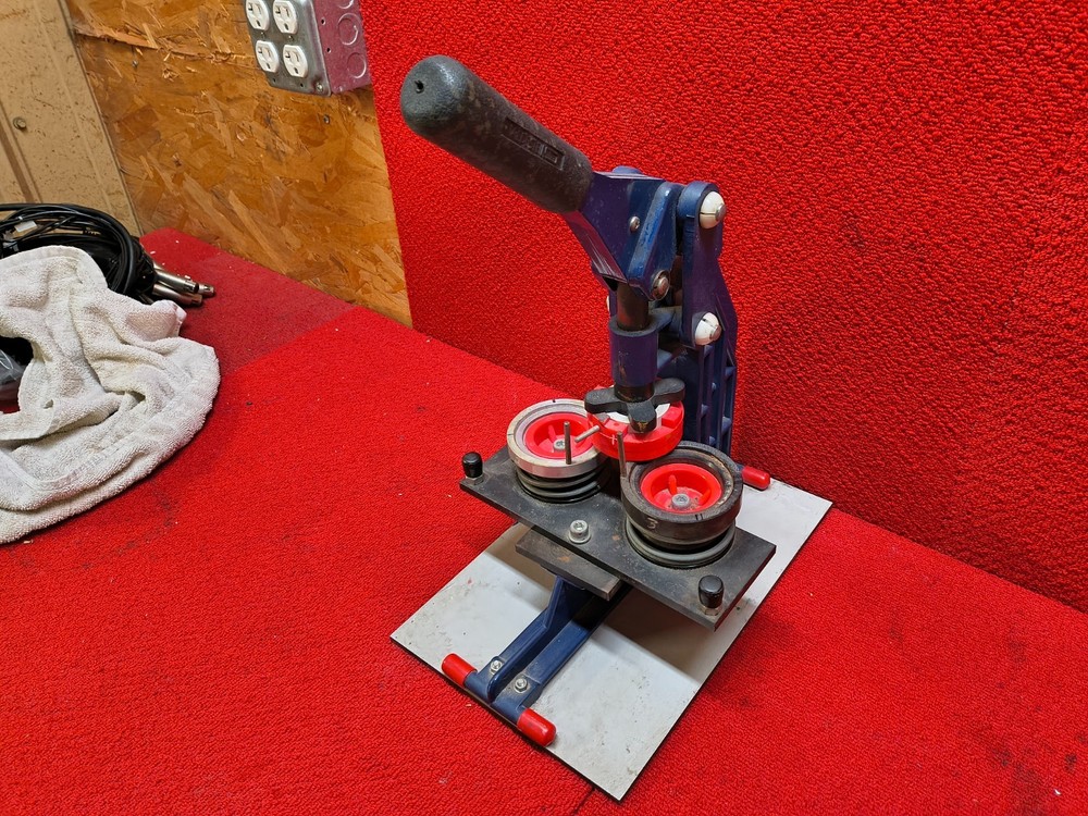 Used VEVOR Button Maker Machine 2" Badge Pin Machine Good Condition