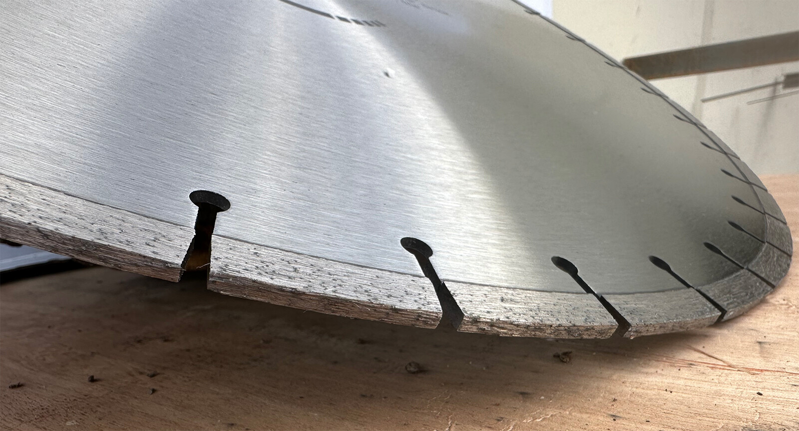 20" Diamond Saw Blade 36 Segment 4 Cutting Asphalt Concrete Masonry Block Paver