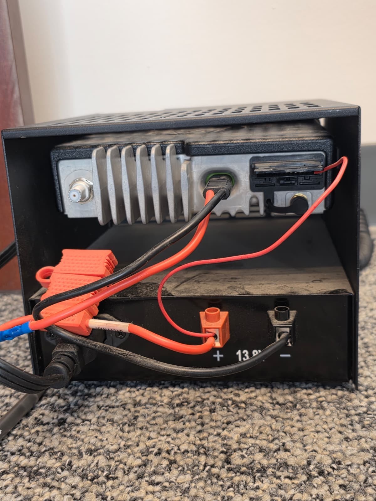 Motorola TRBO XPR5550 UHF 40W 450-512 DMR With SEC-1212 PS + Mic AAM28TRN9KA1AN