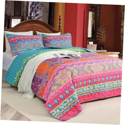 Quilt Set Queen Full Size 3 Pcs, Boho Red & Green Colorful Vintage Striped