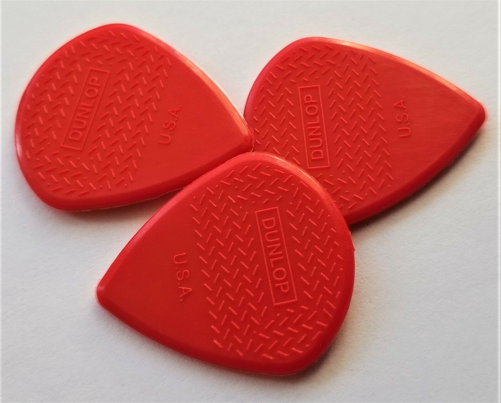 Dunlop Max Grip Jazz III Nylon Guitar Pick 3-Picks Red