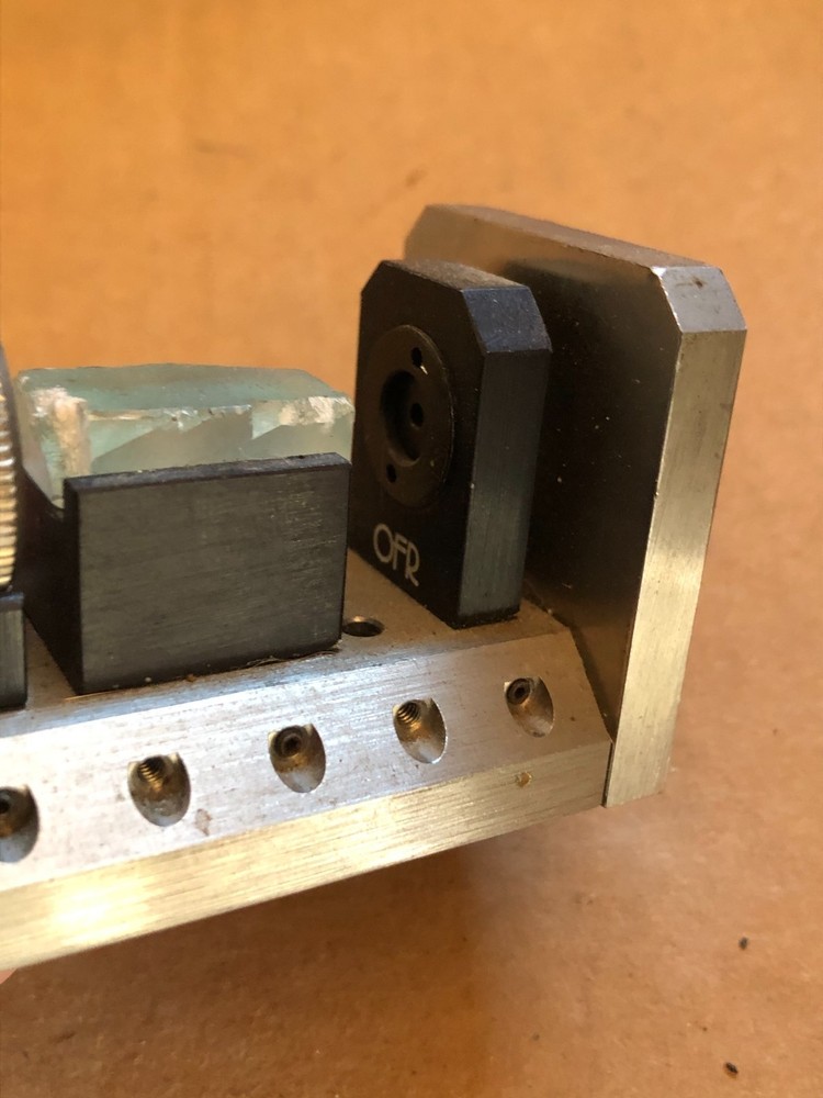 LASER ROD ASSEMBLY JIG ??