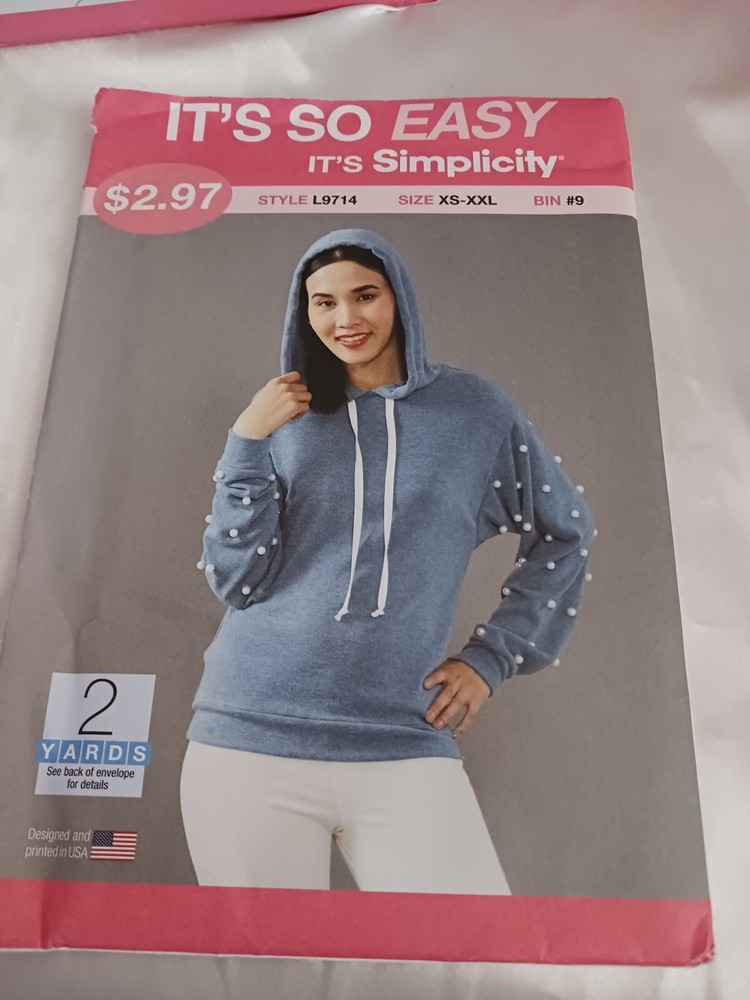 LOT OF 4 SIMPLICITY IT'S SEW EASY PATTERNS-UNCUT
