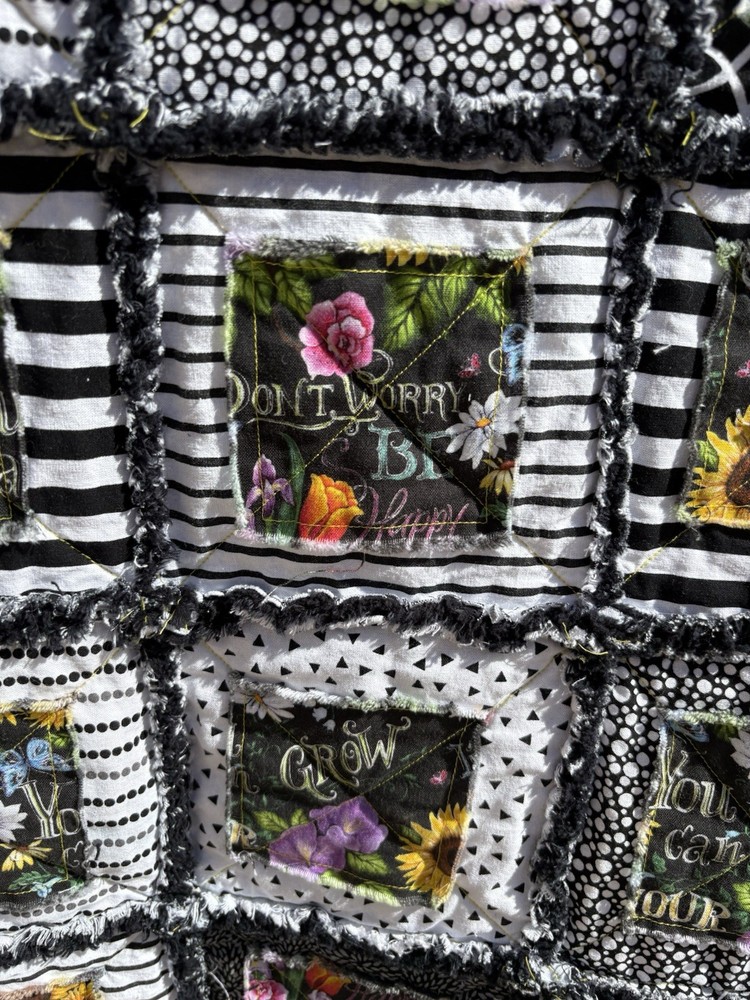 Handmade Patchwork Rag Quilt Throw Black Cotton Floral Inspirational Pattern