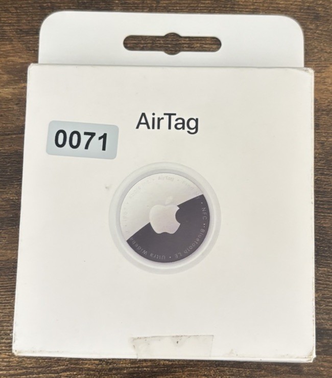 Apple AirTag Bluetooth GPS Tracker For iPhone & iPad (MX532LL/A) A2187