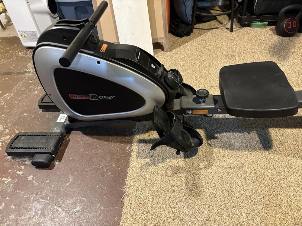 Fitness Reality Rowing Machine