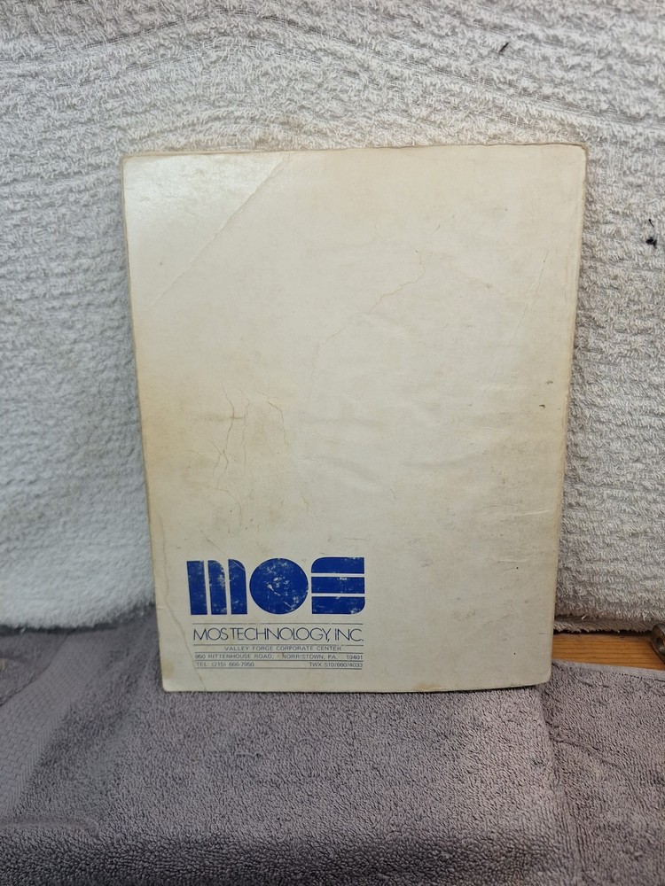 Vintage 1976 MOS Technology MCS6500 Microcomputer Programming Manual 6500-50A