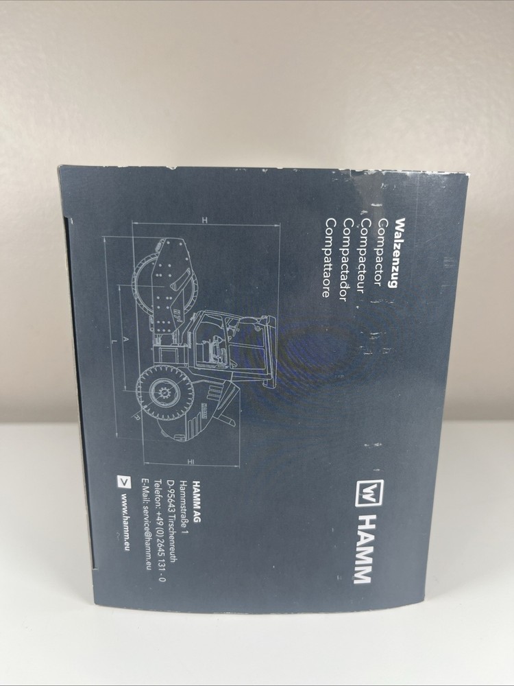 Hamm H7i Padded Roller Compactor with Cab - NZG 1:50 Scale Model C30