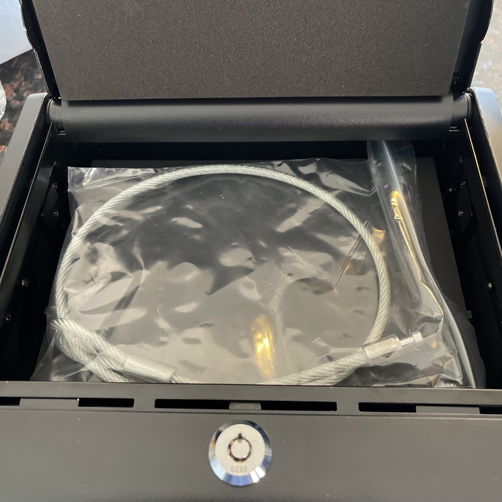 SentrySafe PP1K Portable Pistol Safe