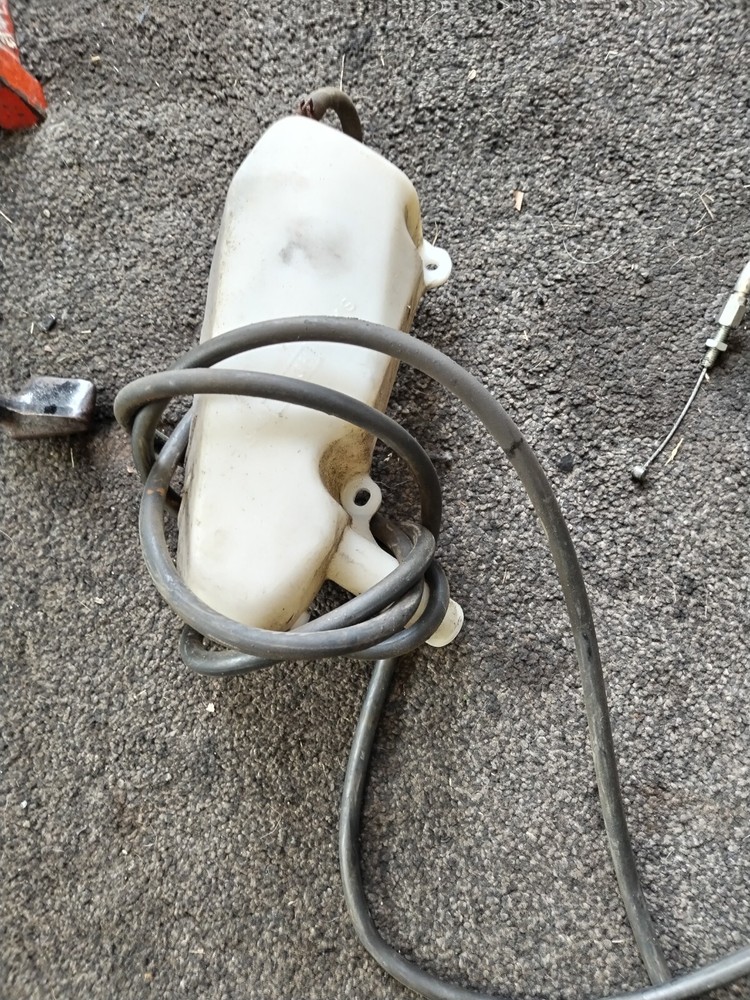SUZUKI RF600 COOLANT BOTTLE