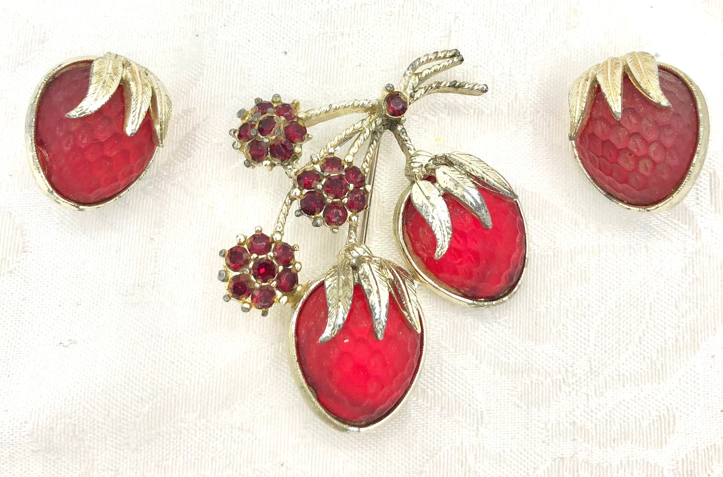 Vintage Sarah Coventry Necklace, Brooches and Earrings Lot of 10