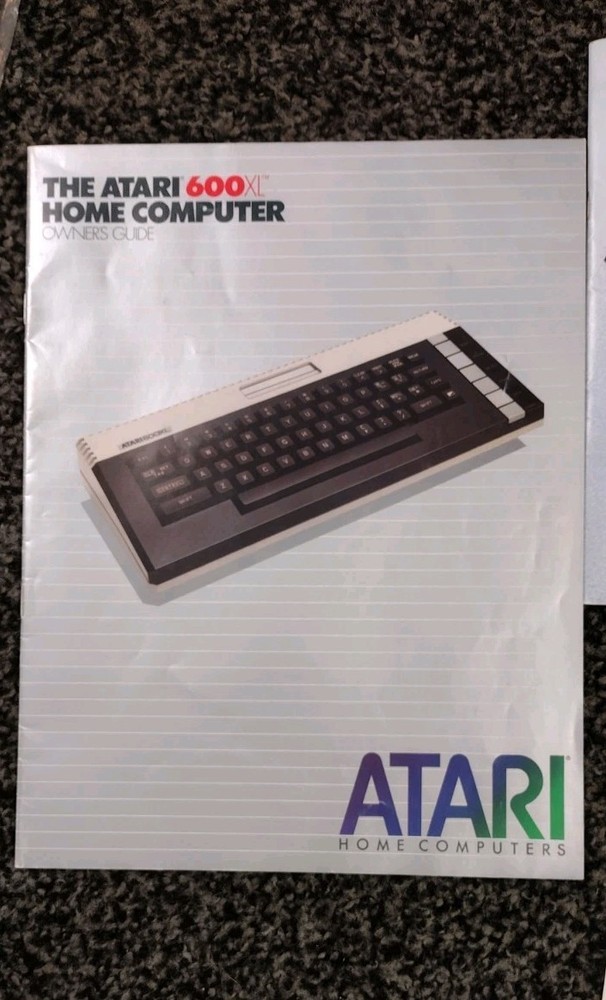 Atari 600XL VTG Home Computer Video Game Console Untested