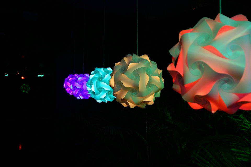 **INCLUDES THE CORD** New Designs IQ Light, Infinity Light, Puzzle Light. 30 PC