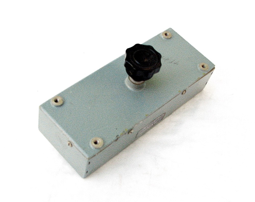 Premier Instruments Attenuator Bendix Radio Variable C163-A-01 Microwave Compon