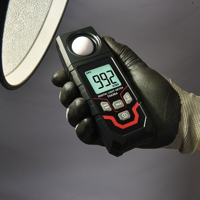 Advanced Digital Display Light Meter Measurement Tool with Wide Measuring Ranges