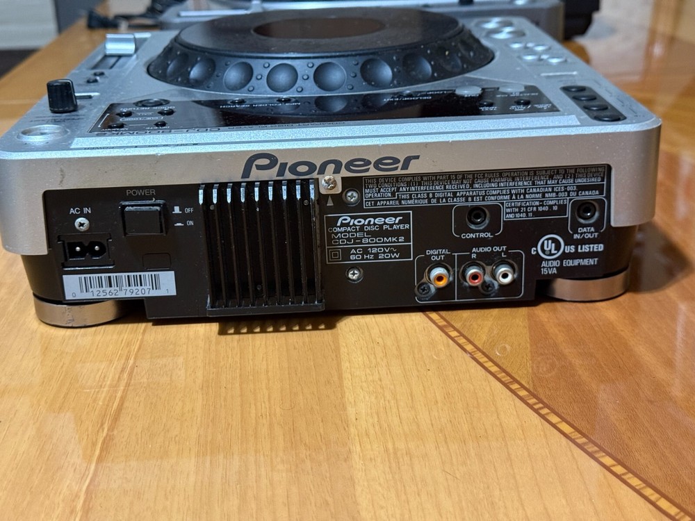 Pioneer CDJ800MK2 DJ Turntable
