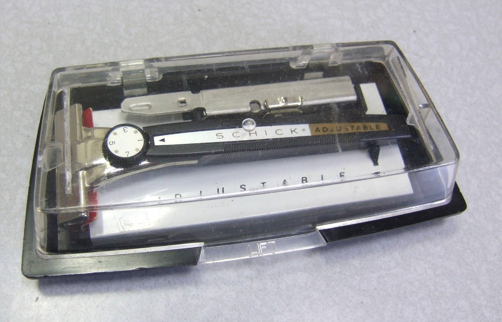 Vintage Dial Adjustable Schick Injector Razor Set in Case NOS