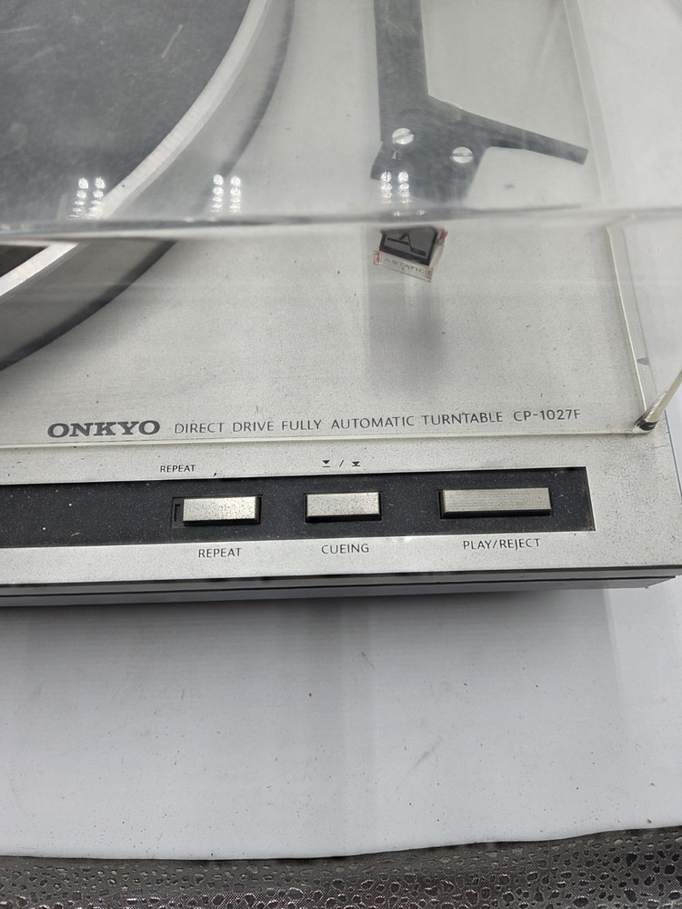 ONKYO Auto Return Turntable System Model CP-1027F-Tested/Working-SEE DESCRIPTION