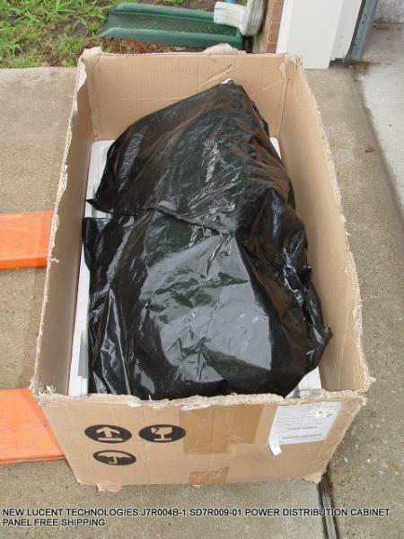 NOS LUCENT TECHNOLOGIES J7R004B-1 SD7R009-01 POWER DISTRIBUTION CABINET PANEL