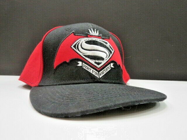 Batman vs. Superman Baseball cap - promo