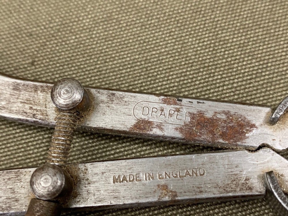 2 SPRING CALIPERS EXTERNAL