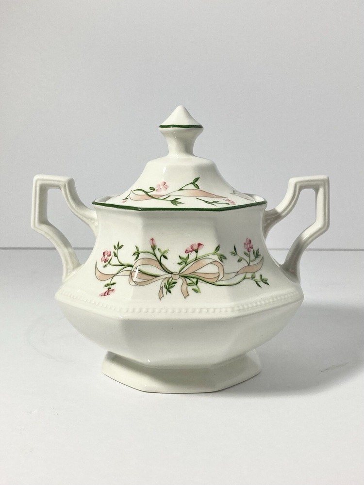 Johnson Brothers “Eternal Beau” 5-Piece Ceramic Dinnerware Serving & Hostess Set