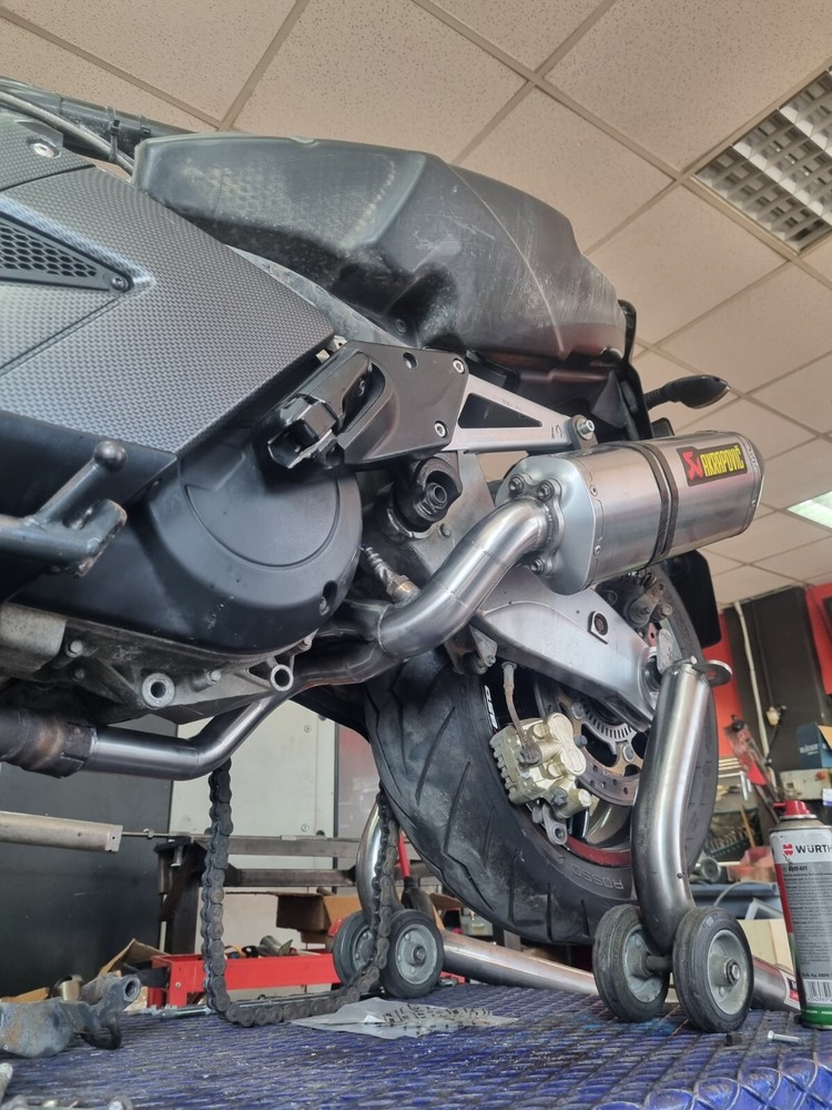 Gilera Gp 800 Exhaust Link Pipe