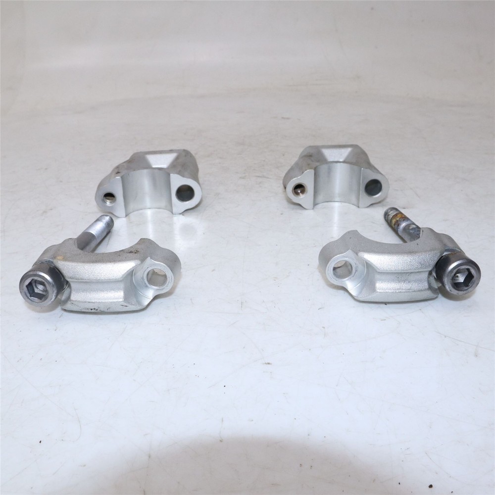 2015 TRIUMPH TIGER 800 XRX Handlebar Risers - A9638167