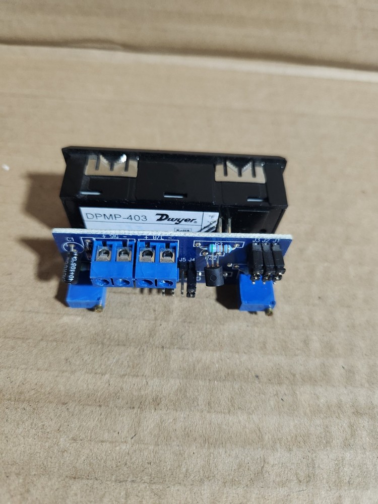 Dwyer DPMP-403 Digital Panel Meter Loop Powered 4to 20ma, Red Segments B3